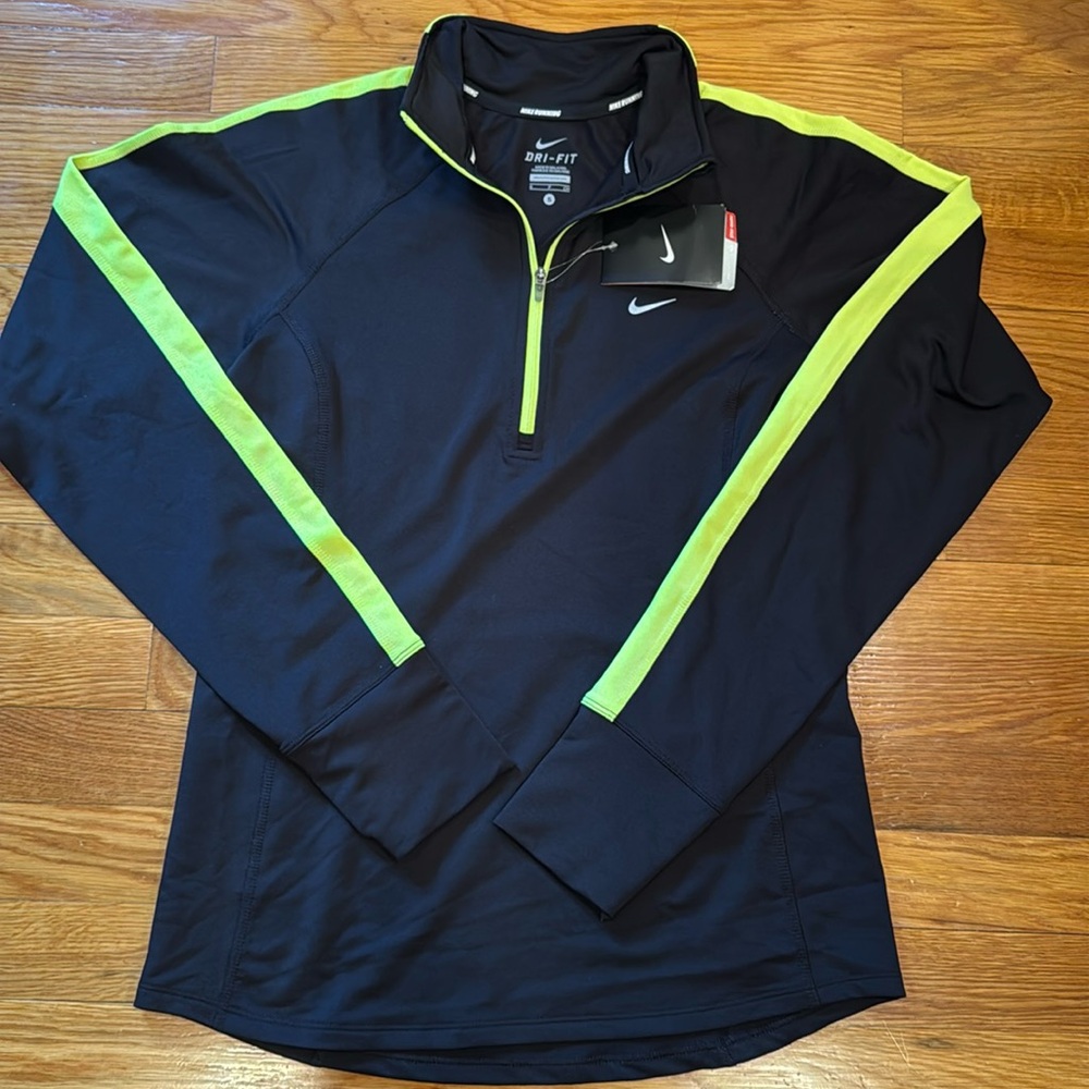Nike Women Running Jacket Sz Small BNWT